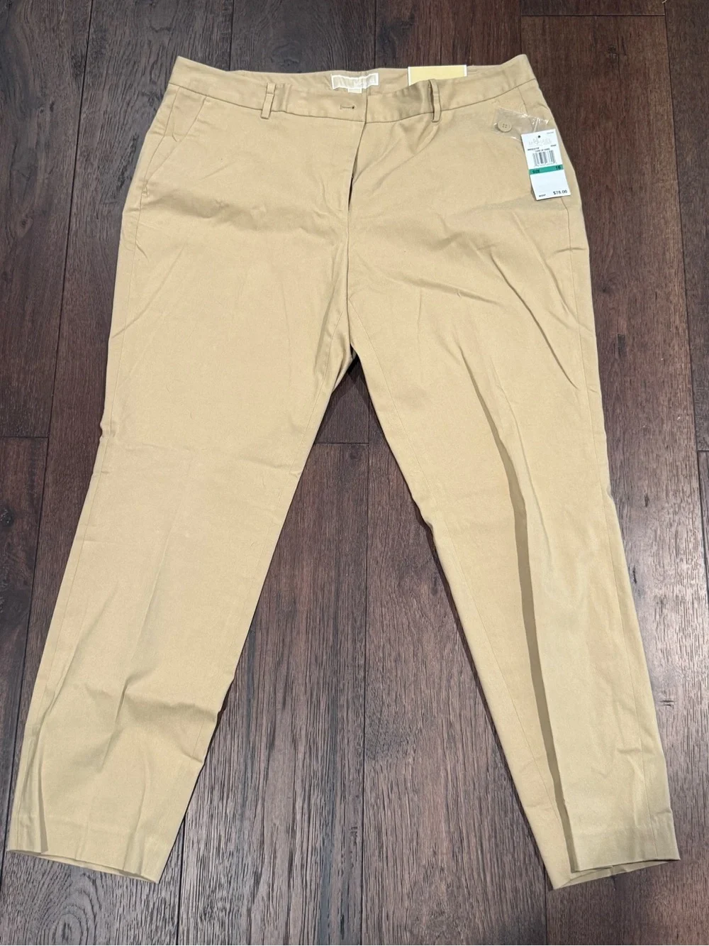 NWT Michael Kors Plus Size 16 Classic Straight Leg Chinos in Khaki